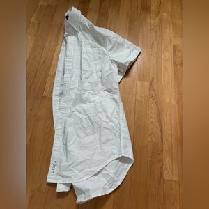 White Men’s Short-Sleeve Button-Up Shirt